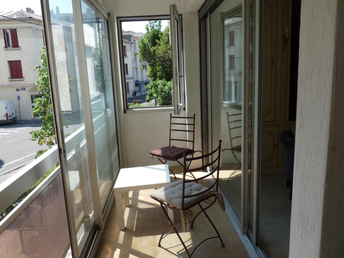 Appartement Dans Residence Le Saint Pierre Авиньон Экстерьер фото